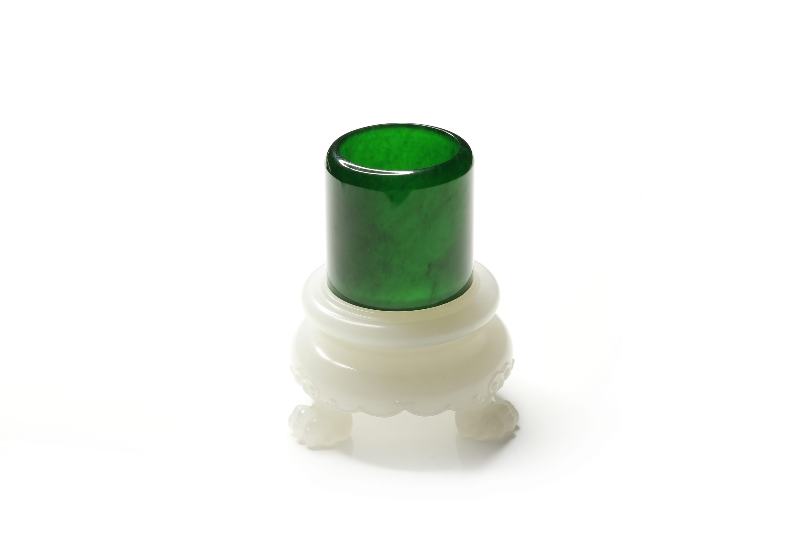 Thumb Ring, 1800s-1900s. China, 19th-20th century. White and green jade;  diameter: 3.1 cm (1 1/4 in.); overall: 2.6 cm (1 in.). - Album alb4240790